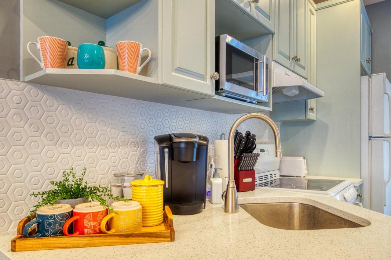 Beautiful Newly Reno 2Bdm 2 Bth Sleep Up To 6 Adults & Kids Mountain View Townhouse Suite 坎莫尔 外观 照片